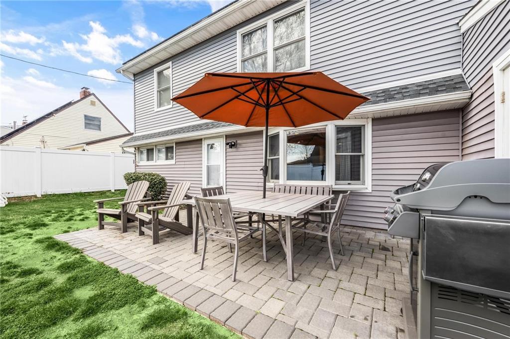 19 Sprucewood Drive, Levittown, New York image 37