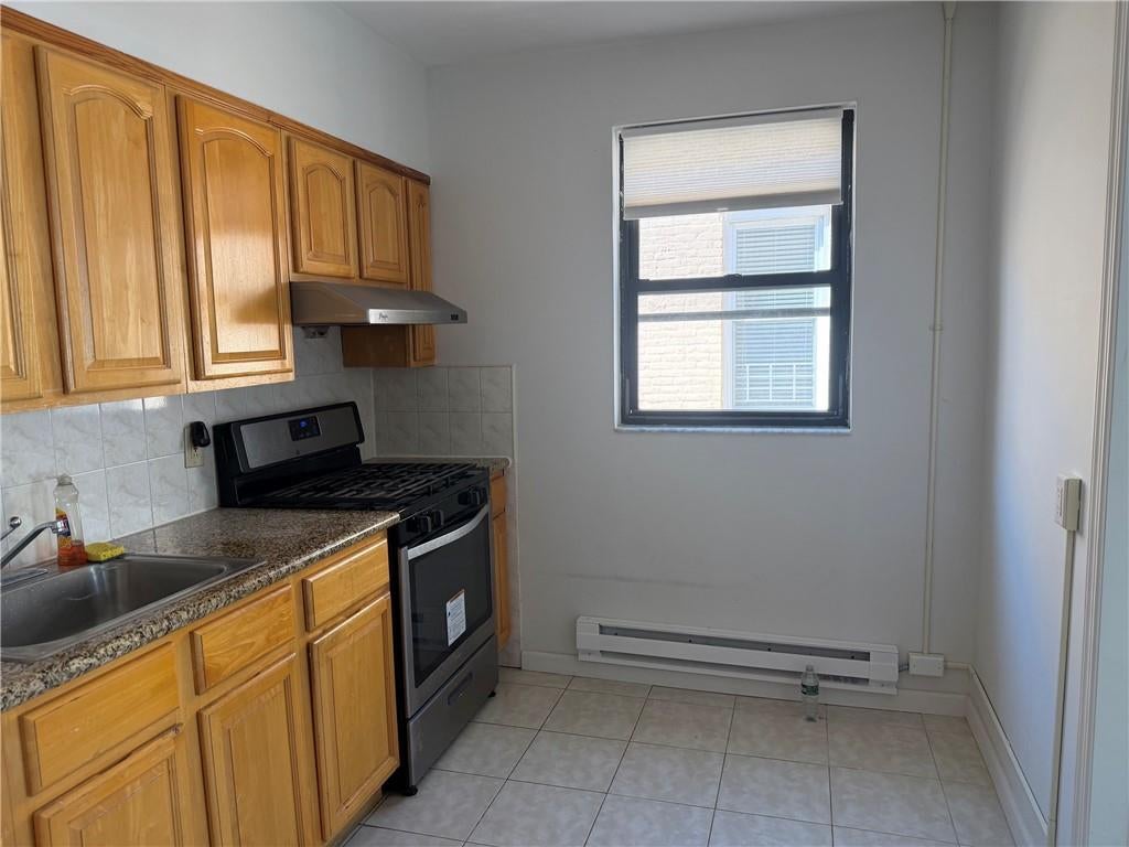 Photo of 2035 Bay Ridge Parkway #2R, Brooklyn, NY 11204 (MLS # 504616)