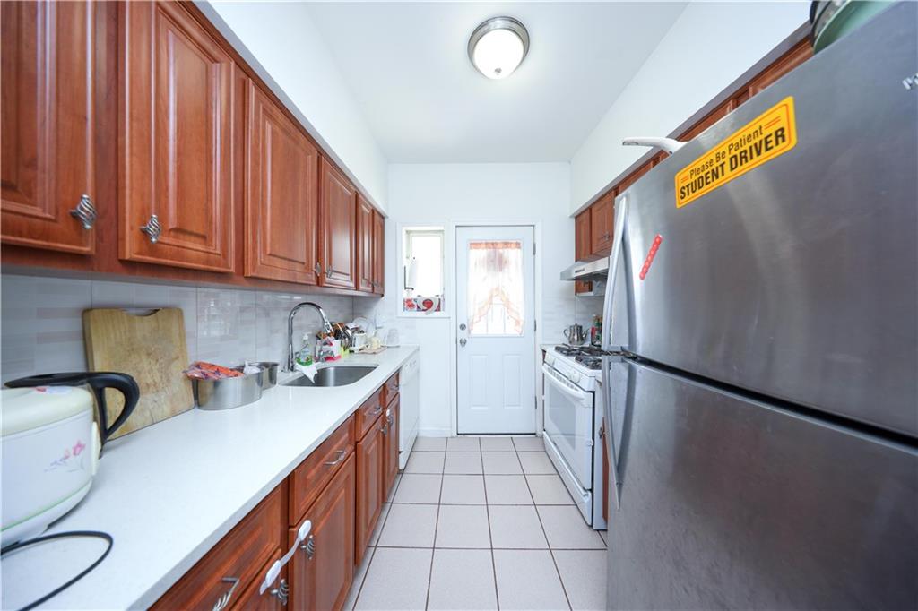 2046 Stuart Street, Brooklyn, New York image 10