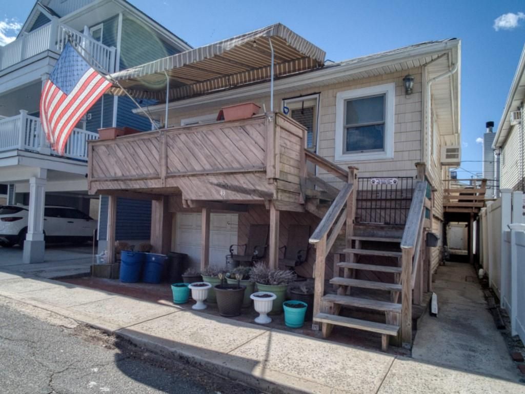 Photo of 43 Michigan Street, Long Beach, NY 11561 (MLS # 499618)