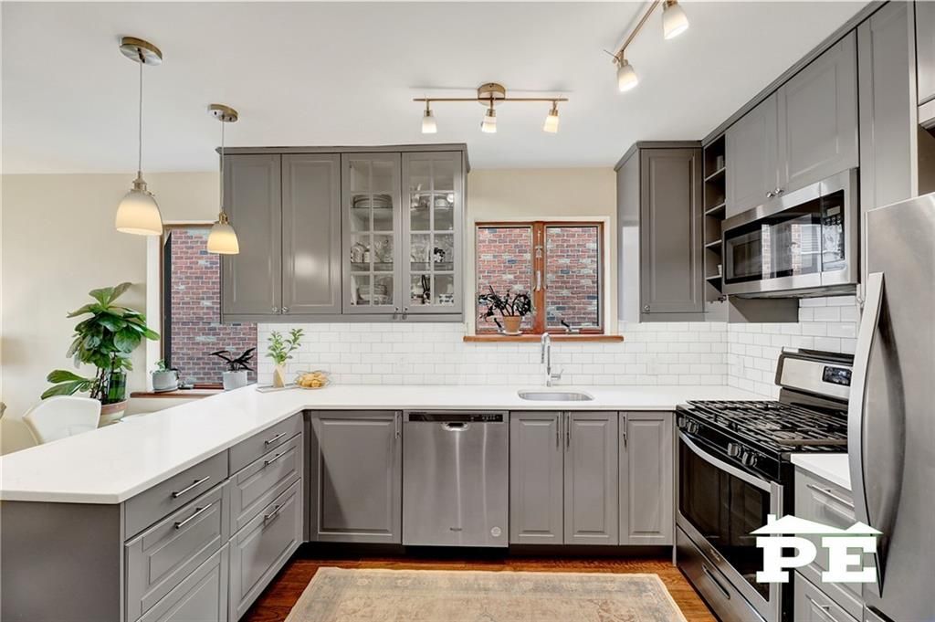 Photo of 2020 Jerome Avenue #2B, Brooklyn, NY 11235 (MLS # 500195)