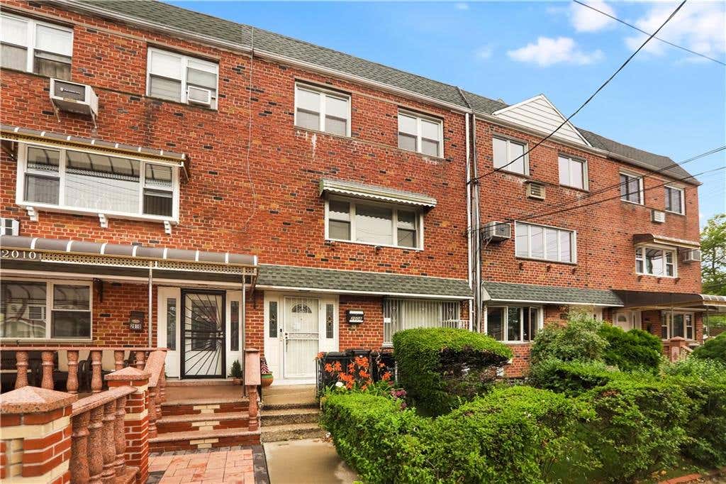 Photo of 2008 54th Street, Brooklyn, NY 11234 (MLS # 502602)