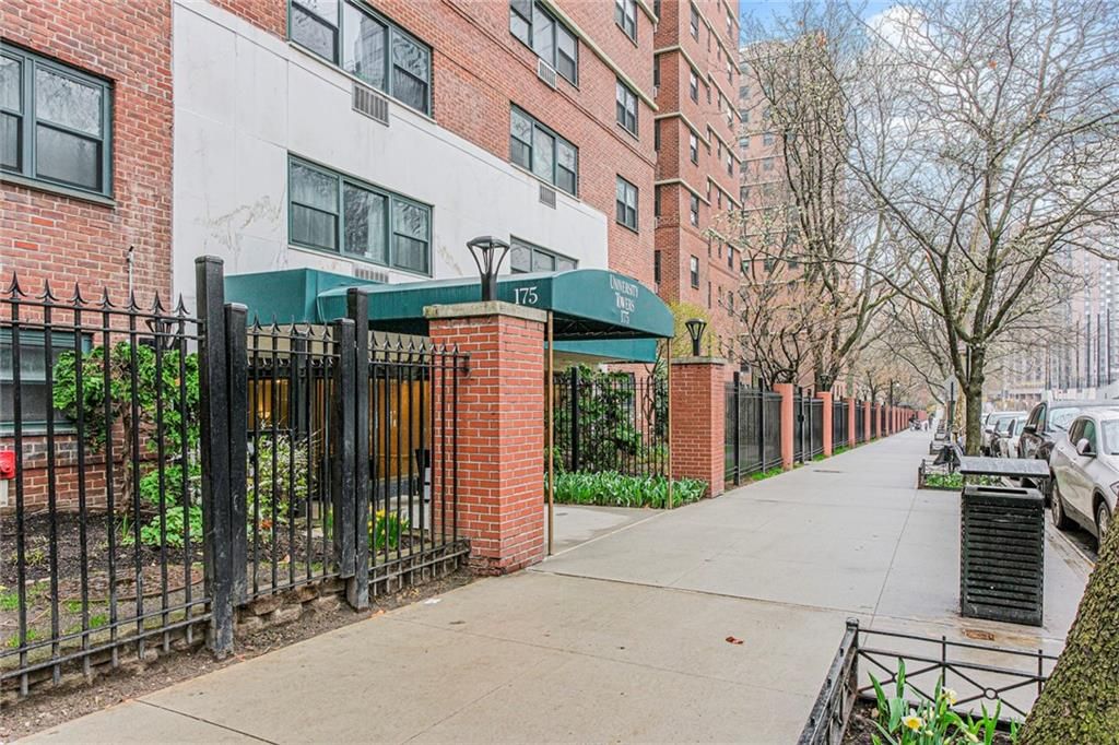Photo of 175 Willoughby Street #16G, Brooklyn, NY 11201 (MLS # 500345)