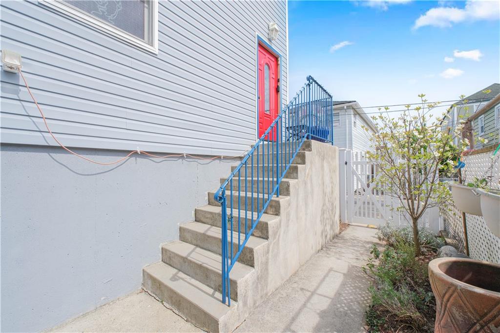 11 Merit Court, Brooklyn, New York image 4