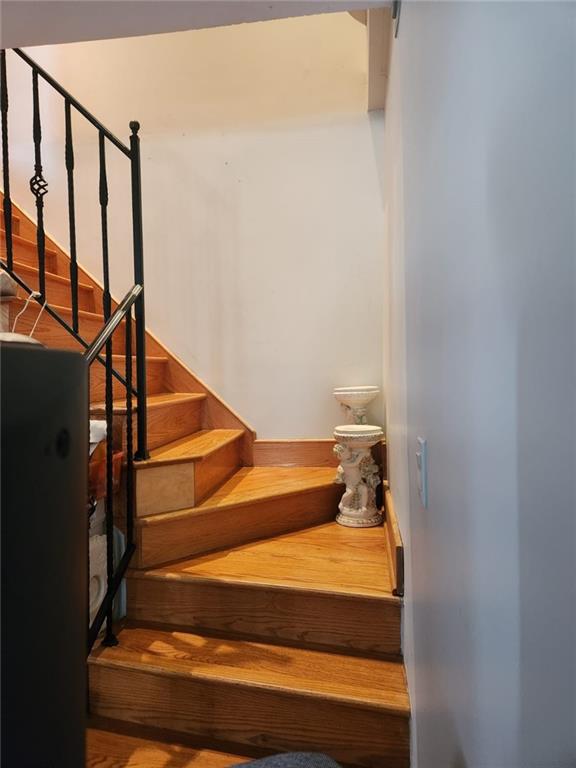 11 Merit Court, Brooklyn, New York image 22