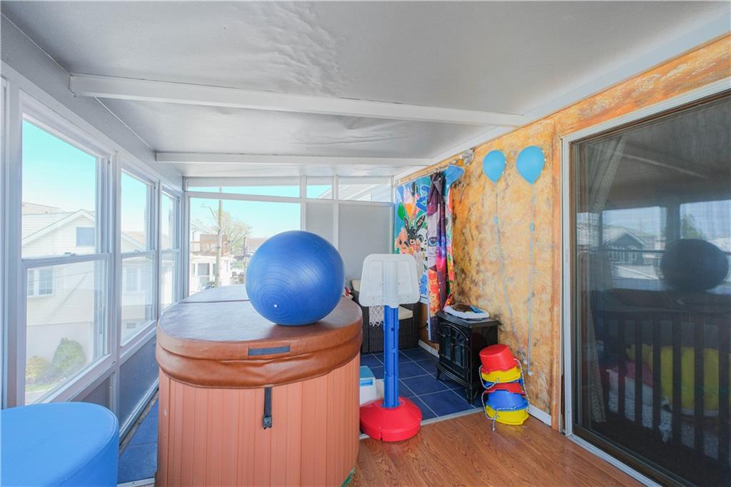 11 Merit Court, Brooklyn, New York image 29