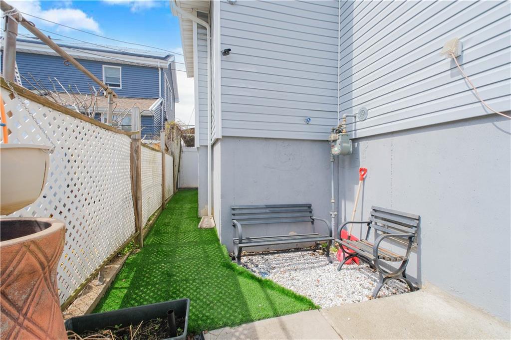 11 Merit Court, Brooklyn, New York image 41