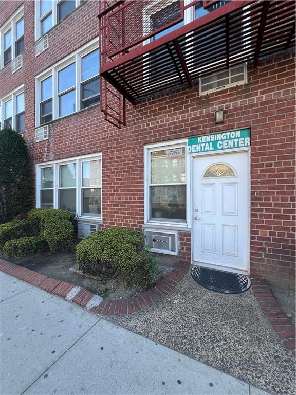 207 Ocean Parkway #1J, Brooklyn, New York image 1