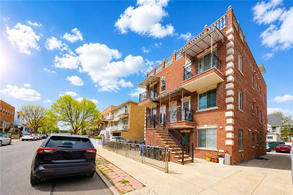 Photo of 69 Bay 20th St Street #3A, Brooklyn, NY 11214 (MLS # 501043)