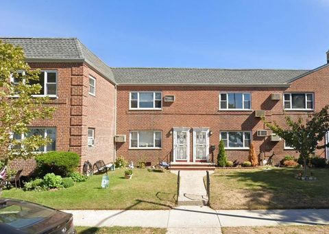 Apartment For Sale - 1079 Shore Parkway #1B<br/> Brooklyn, NY 11228