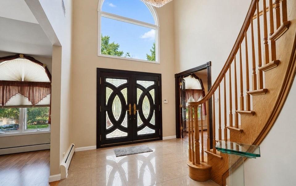 Photo of 571 Rockaway Street, Staten Island, NY 10307 (MLS # 504108)