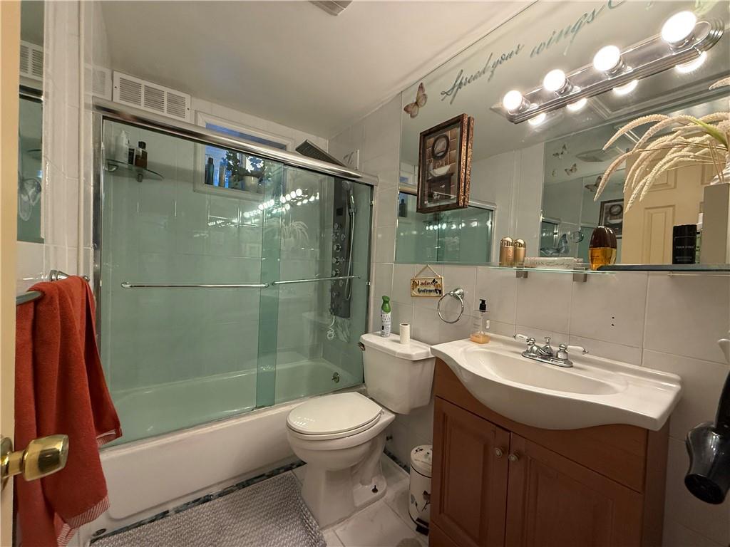 1120 Banner Avenue, Brooklyn, New York image 1