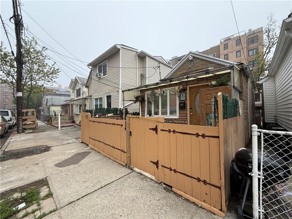 1120 Banner Avenue, Brooklyn, New York image 4
