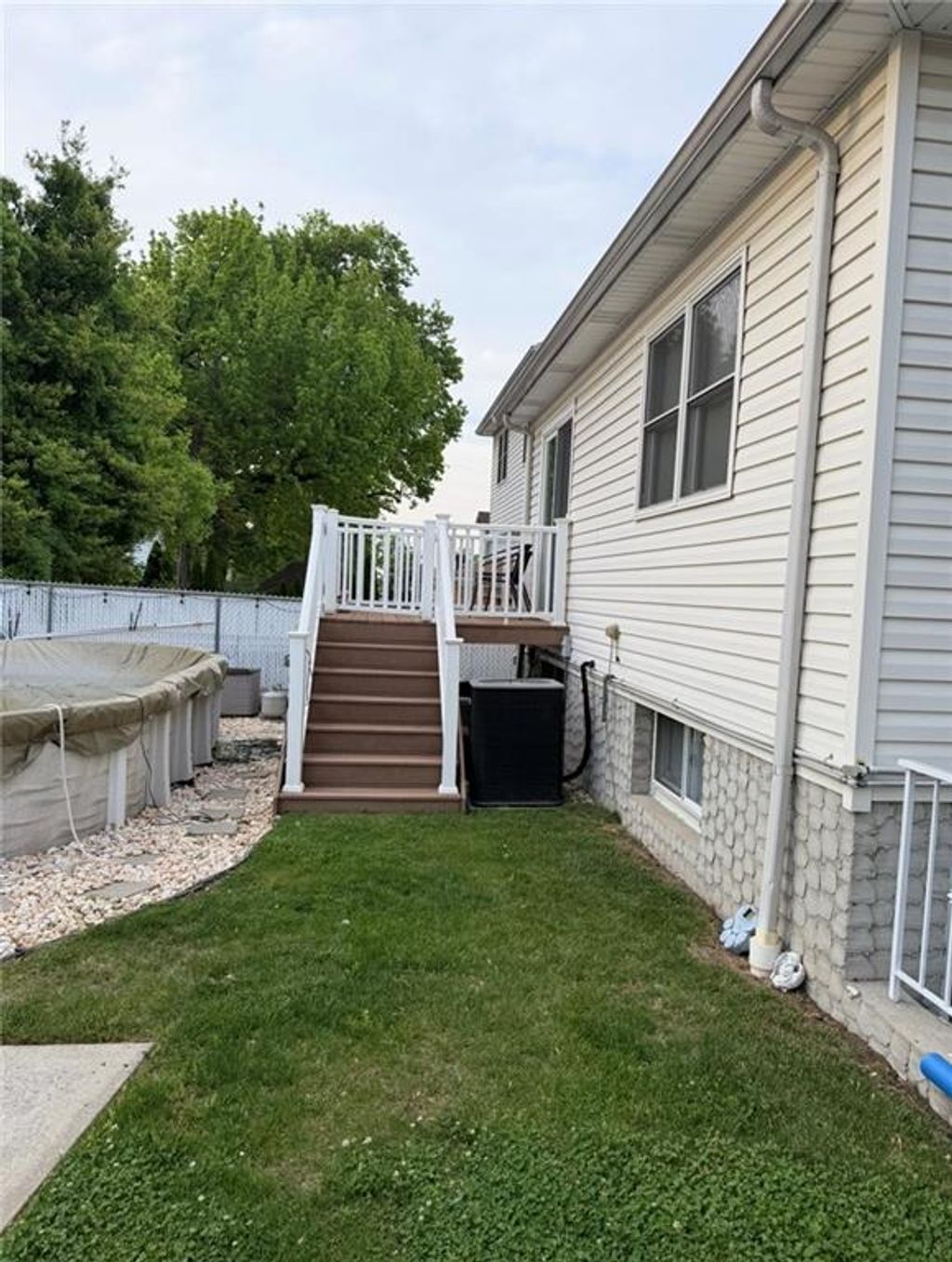 Photo of 122 Martin Avenue, Staten Island, NY 10314 (MLS # 499487)