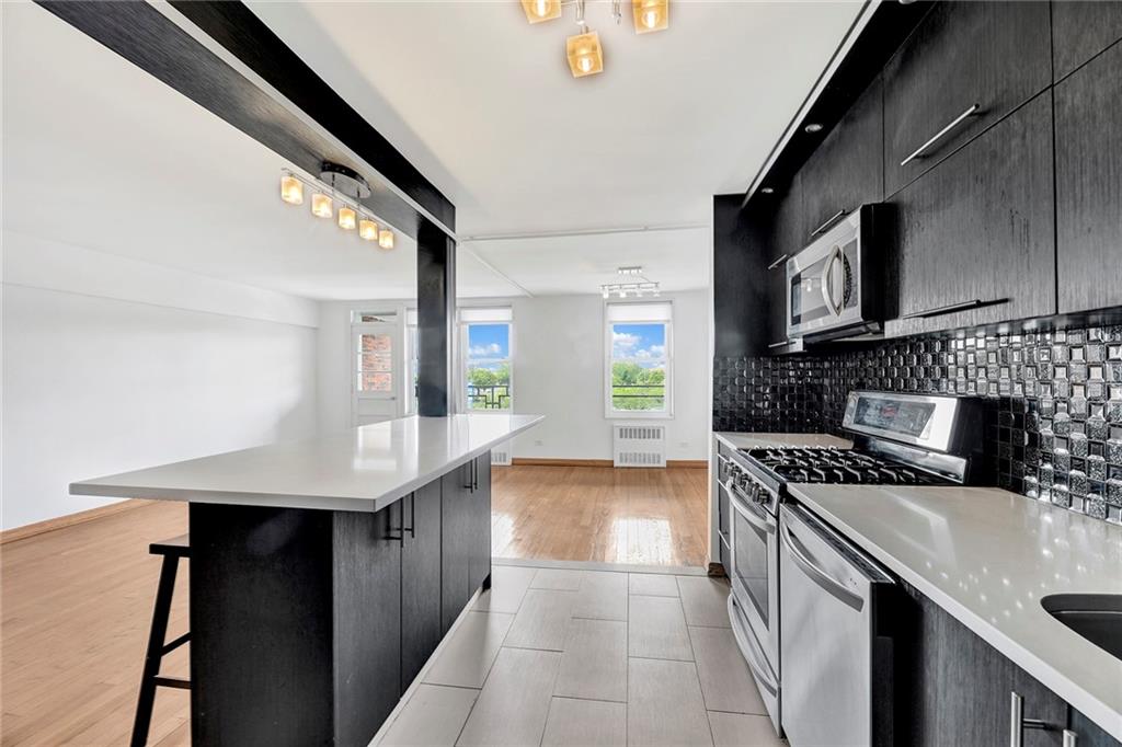 1625 Emmons Avenue #2E, Brooklyn, New York image 13