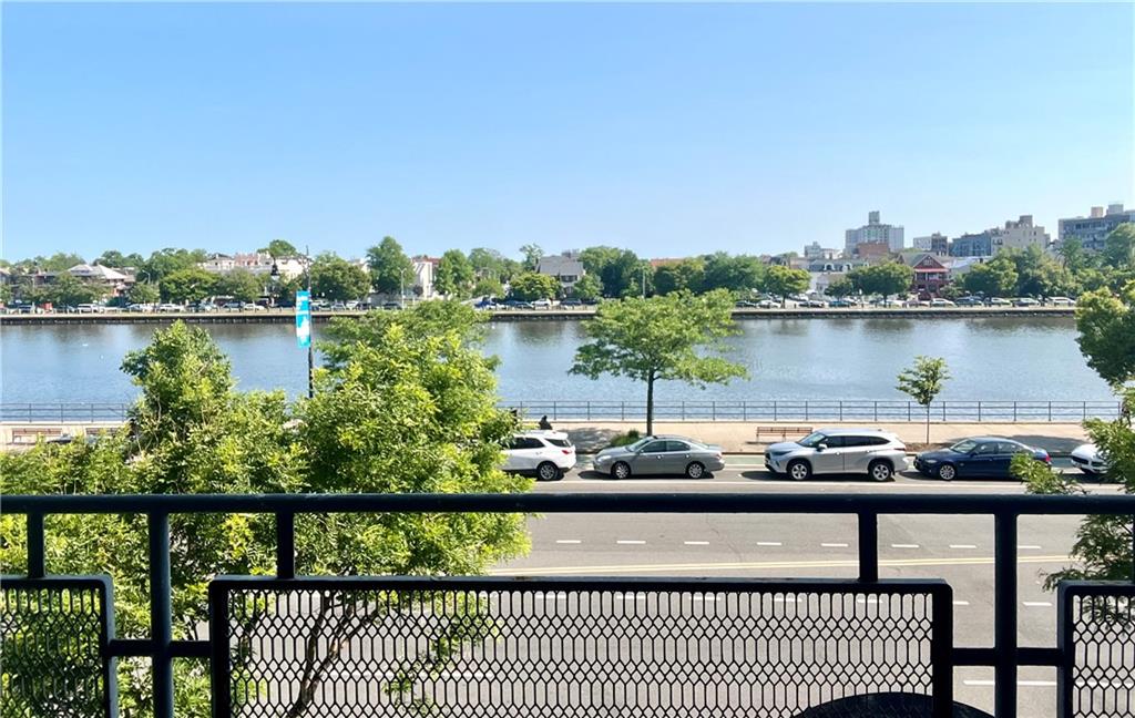 1625 Emmons Avenue #2E, Brooklyn, New York image 27