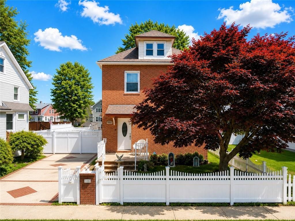 Photo of 218 3rd Street, Staten Island, NY 10306 (MLS # 501470)