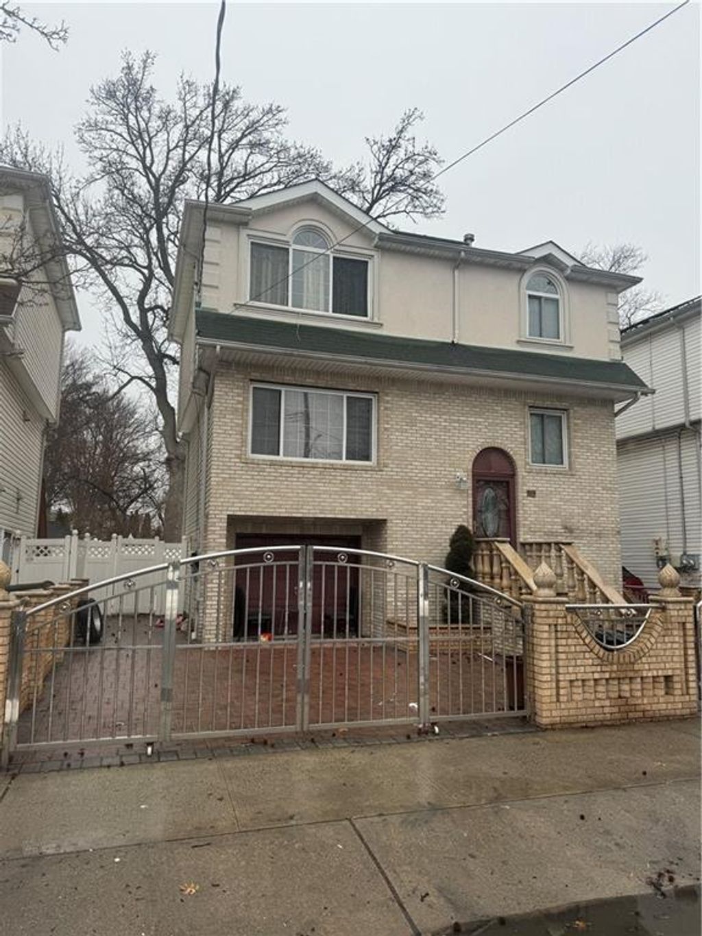 Photo of 359 Netherland Avenue, Staten Island, NY 10303 (MLS # 499322)