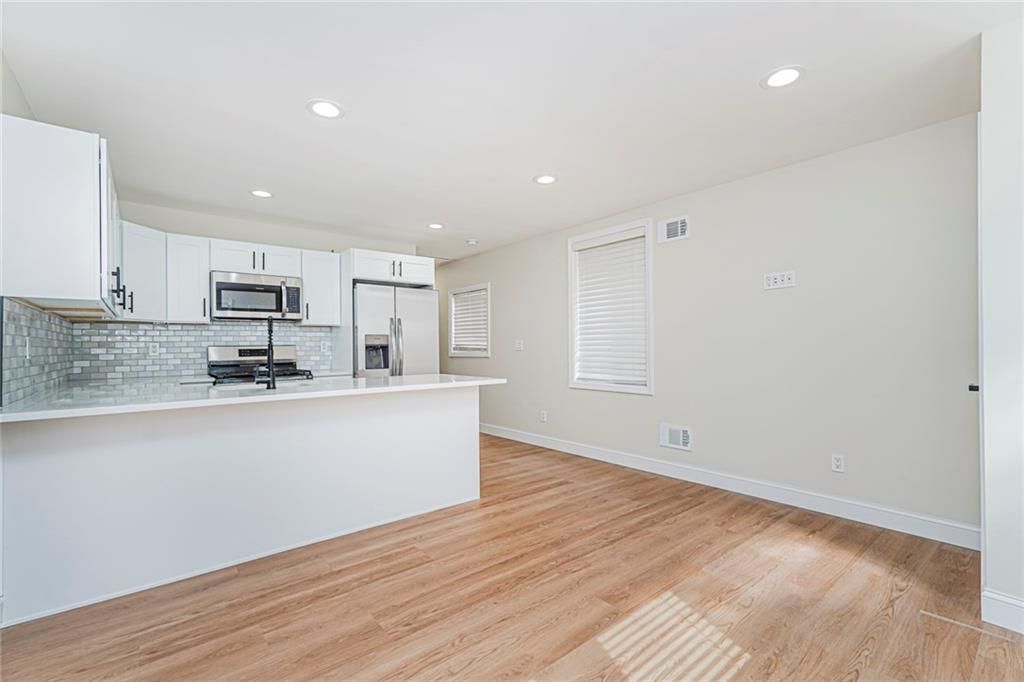 Photo of 35 Milbank Road, Staten Island, NY 10306 (MLS # 500519)