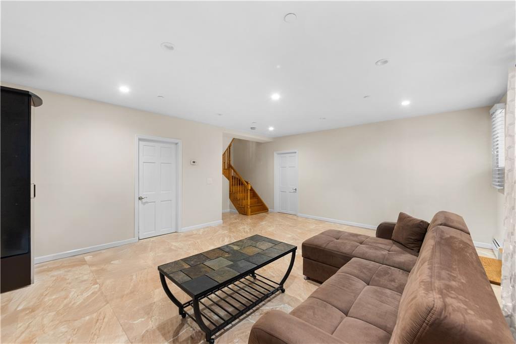 197 Bay 47th Street #1, Brooklyn, New York image 18