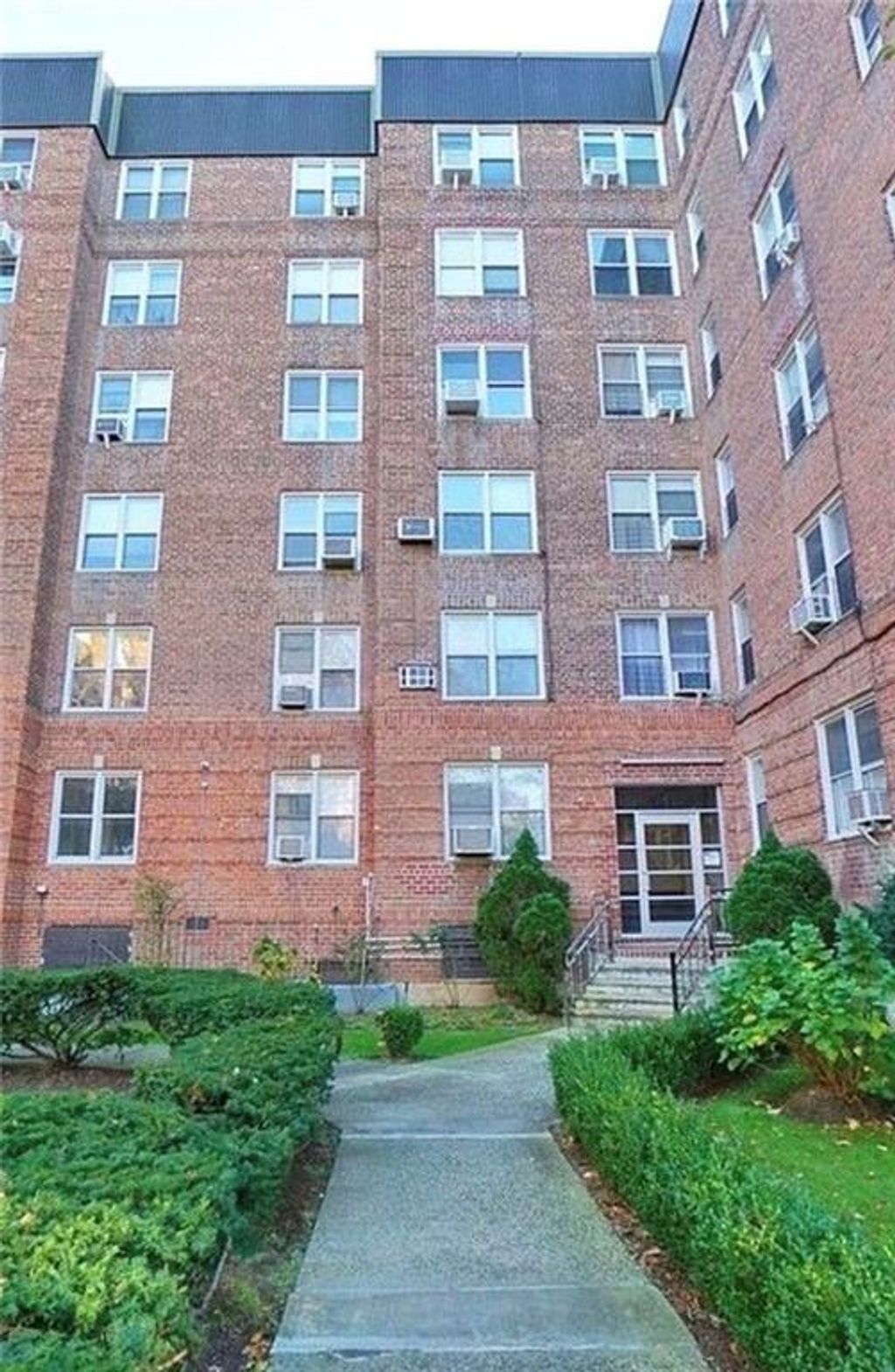 Photo of 2553 7th Street #1D, Brooklyn, NY 11235 (MLS # 500457)