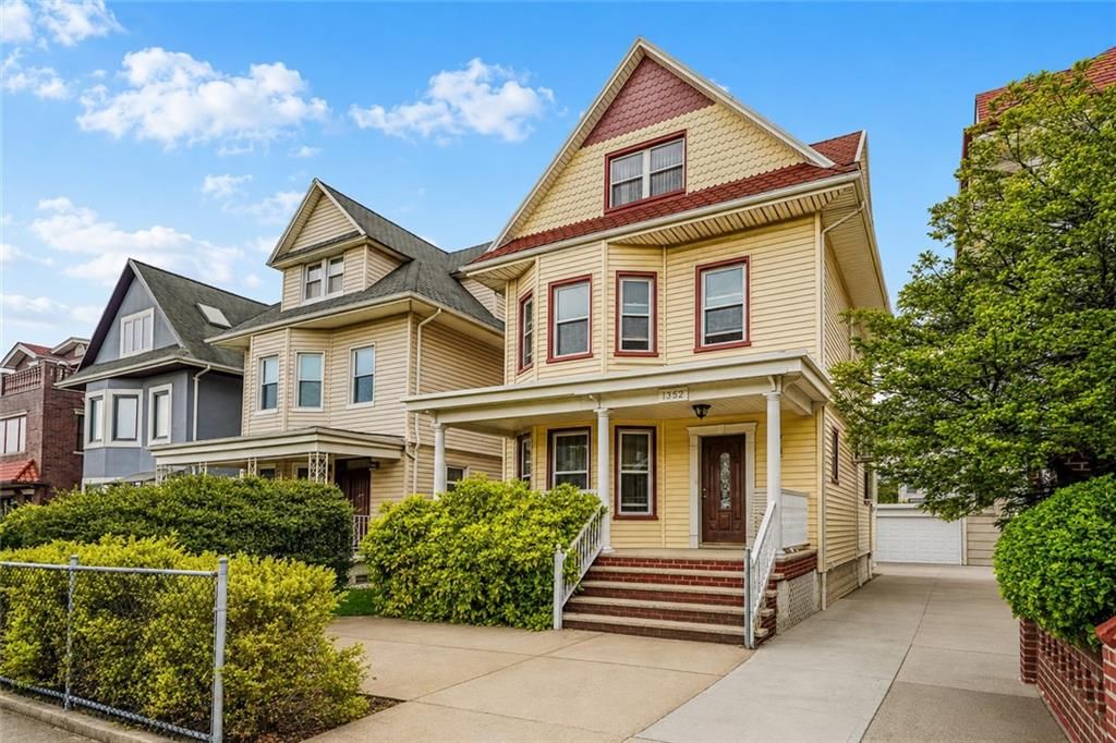Photo of 1352 Bay Ridge Parkway, Brooklyn, NY 11228 (MLS # 501392)