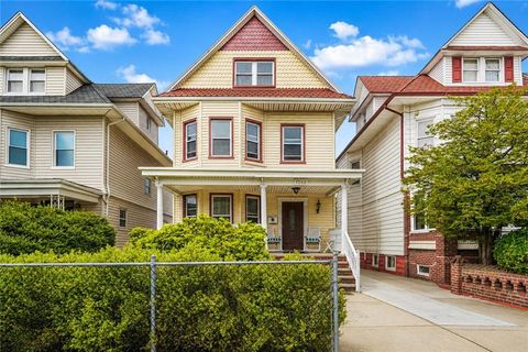 Homes For Sale - 1352 Bay Ridge Parkway<br/> Brooklyn, NY 11228