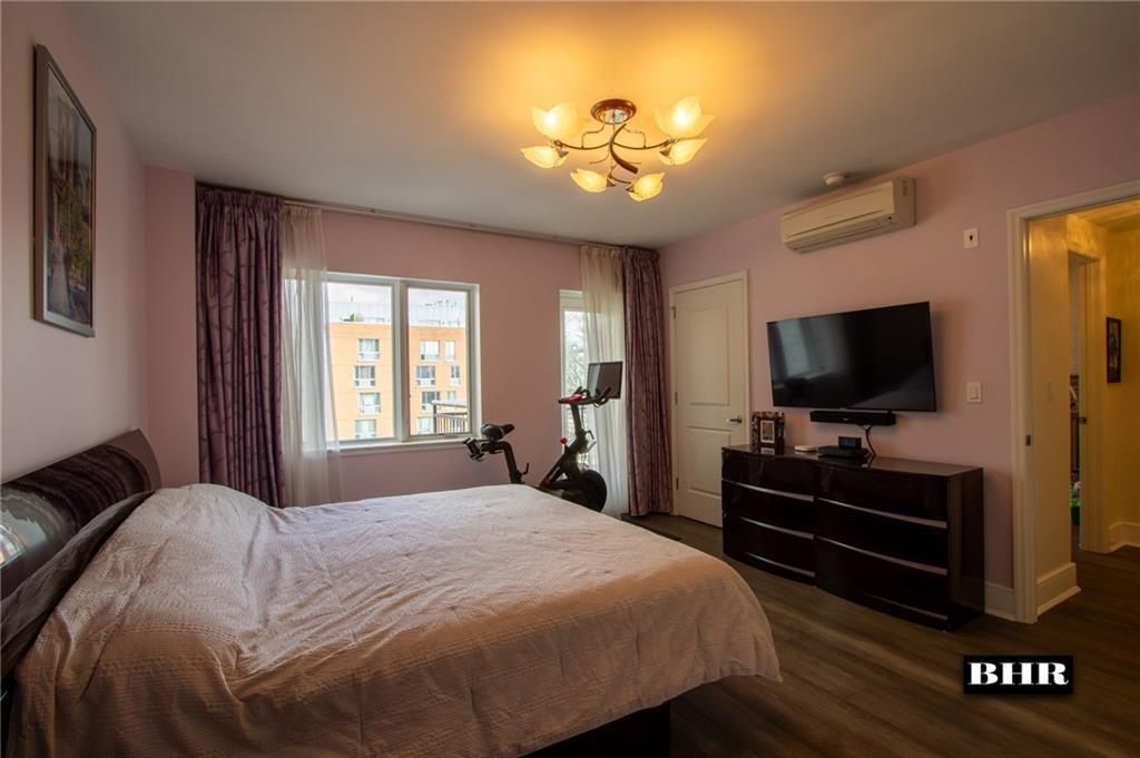 Photo of 3435 Guider Avenue #5A, Brooklyn, NY 11235 (MLS # 495970)