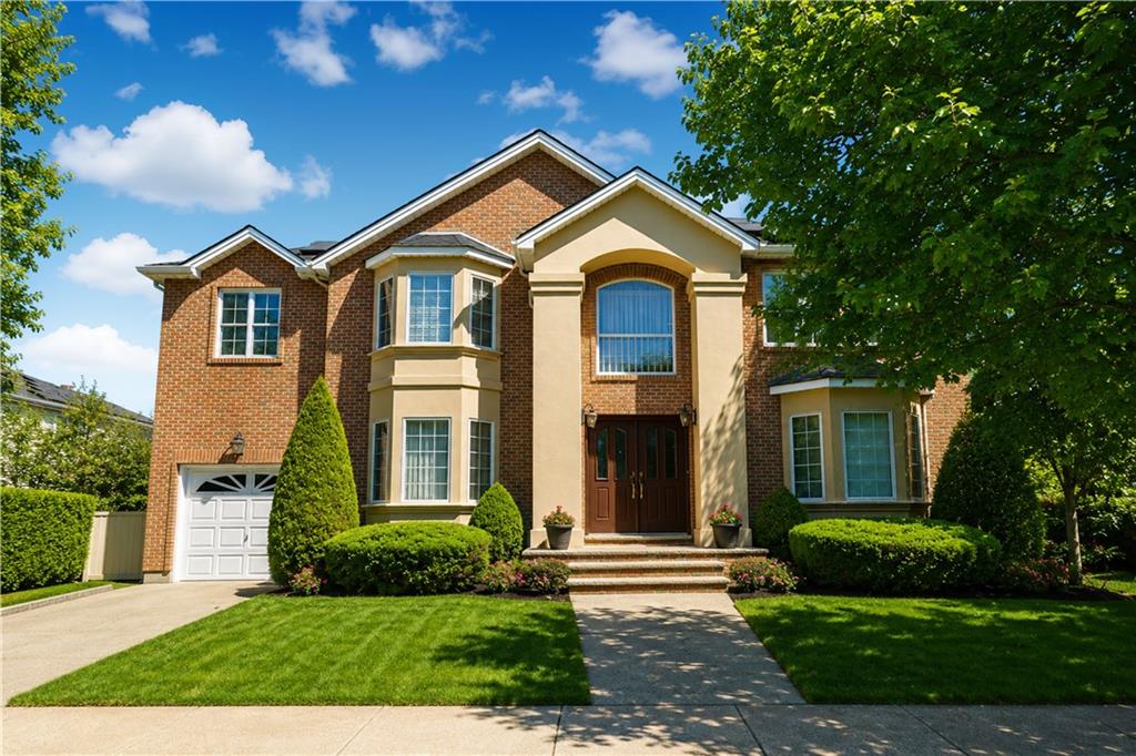 Photo of 287 Vail Avenue, Staten Island, NY 10309 (MLS # 501807)