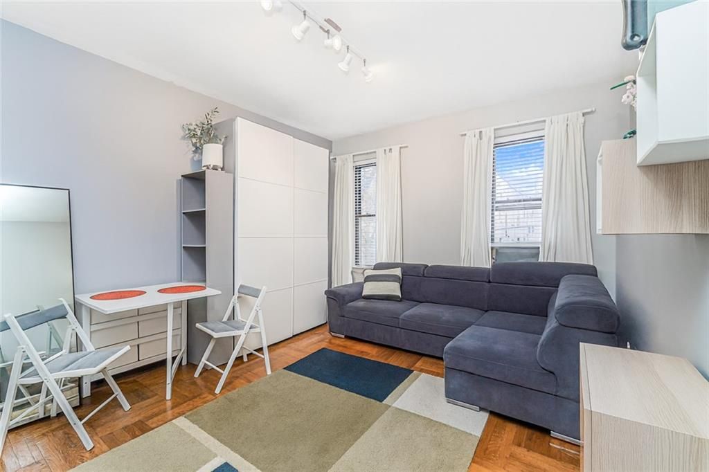 Photo of 325 Marine Avenue #B9, Brooklyn, NY 11209 (MLS # 497854)