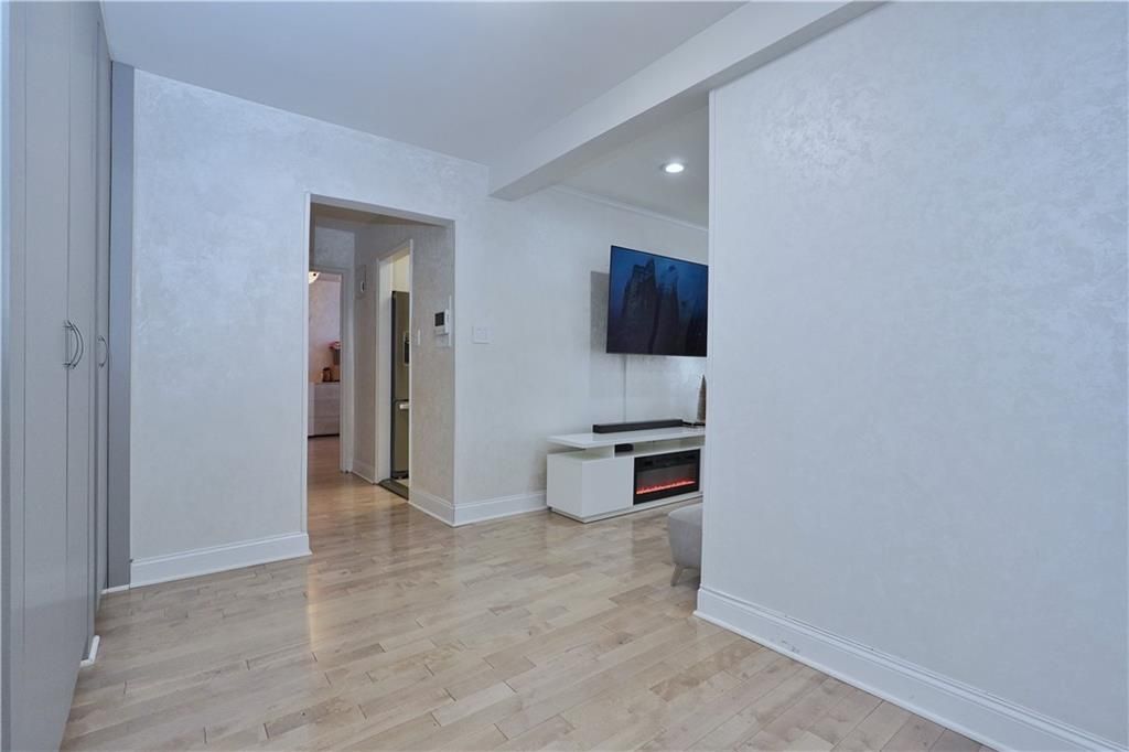 Photo of 2711 X Avenue #2F, Brooklyn, NY 11235 (MLS # 500364)