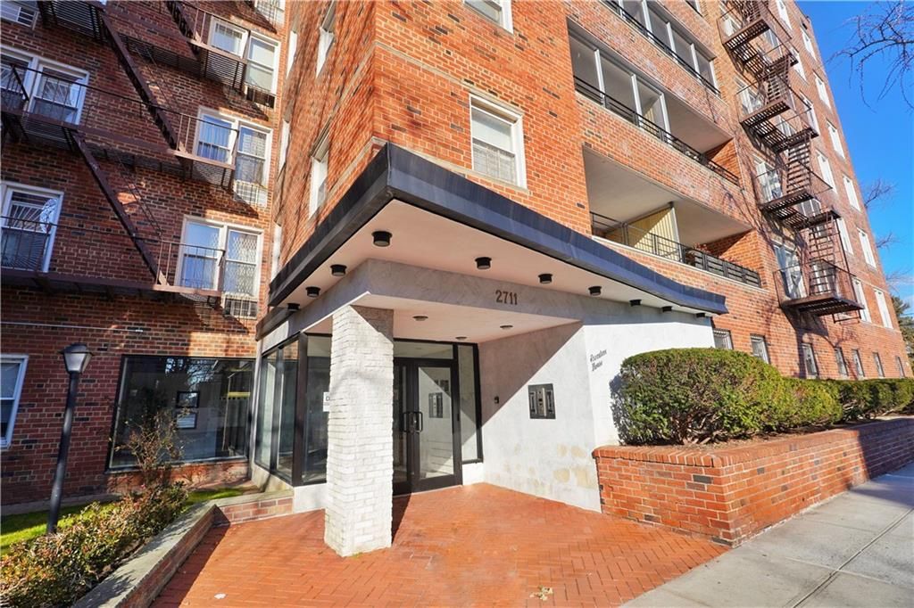 Photo of 2711 X Avenue #2F, Brooklyn, NY 11235 (MLS # 500364)