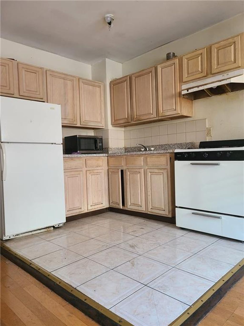 Photo of 404 21st Street, Brooklyn, NY 11226 (MLS # 503032)