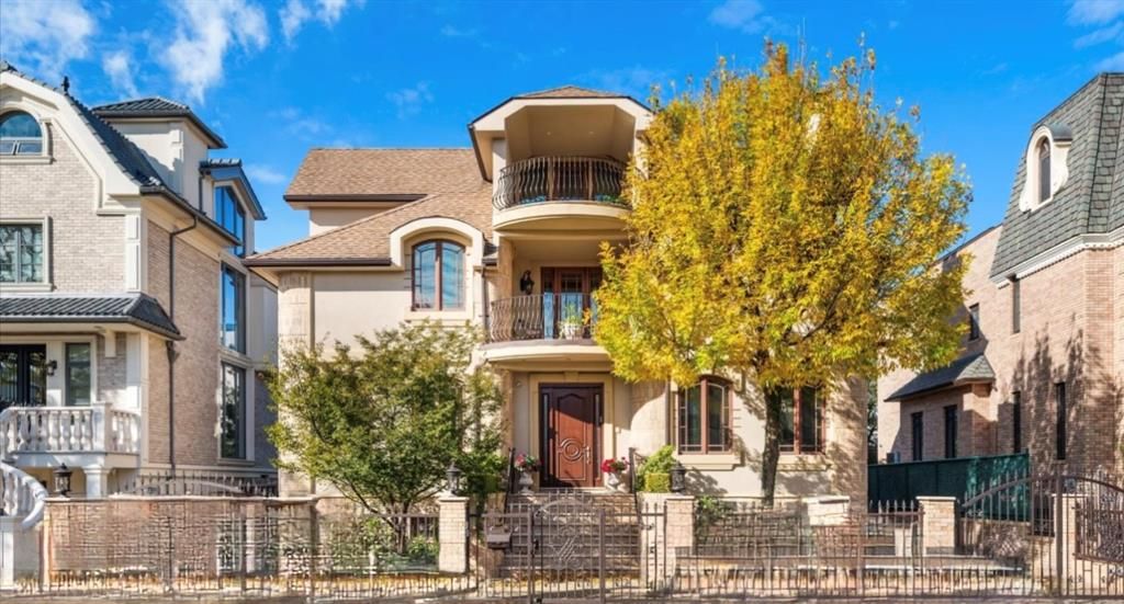 Photo of 42 Beaumont Street, Brooklyn, NY 11235 (MLS # 493795)