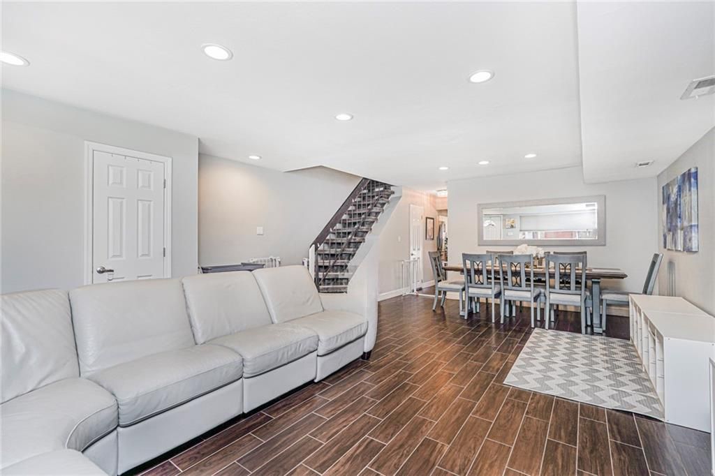 Photo of 69 Rolling Hill Green, Staten Island, NY 10312 (MLS # 496752)