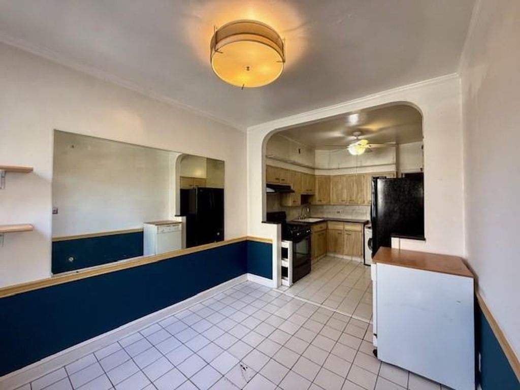 Photo of 2618 7 Street, Brooklyn, NY 11235 (MLS # 500110)