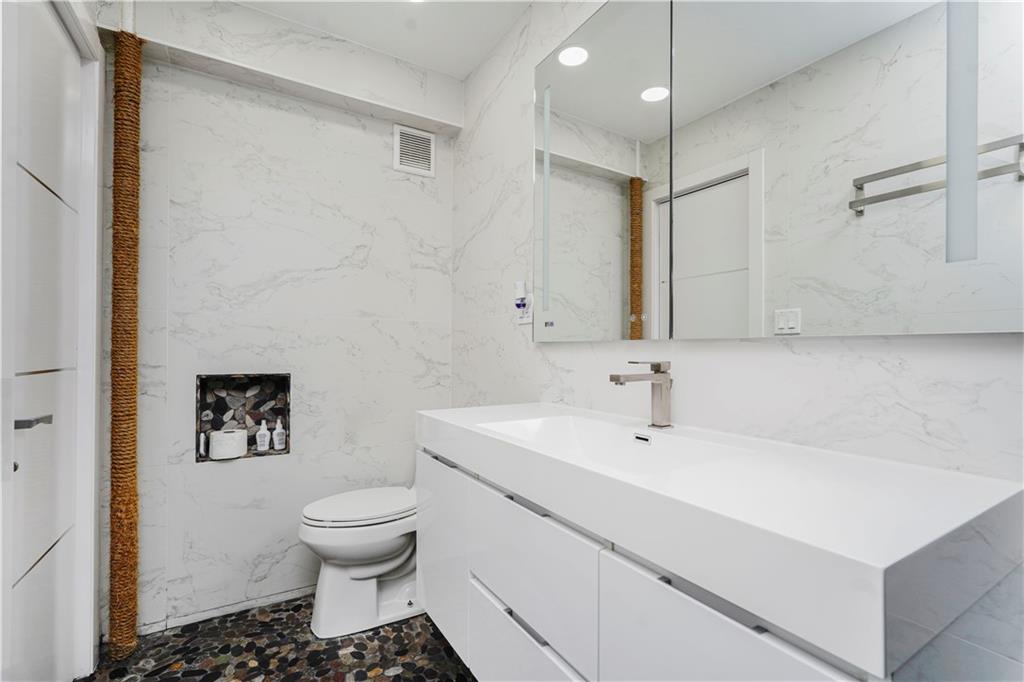 2546 13th Street #A11, Brooklyn, New York image 23