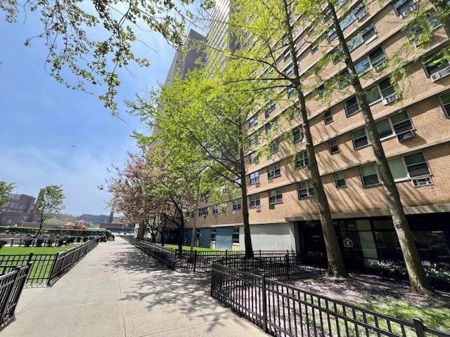 458 Neptune Avenue #10G, Brooklyn, New York image 2