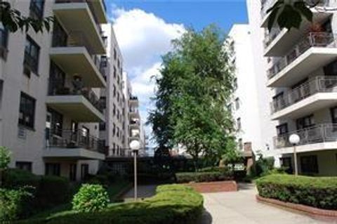 Homes For Sale - 3080 Voorhies Avenue #6F<br/> Kings County, Brooklyn, NY 11235