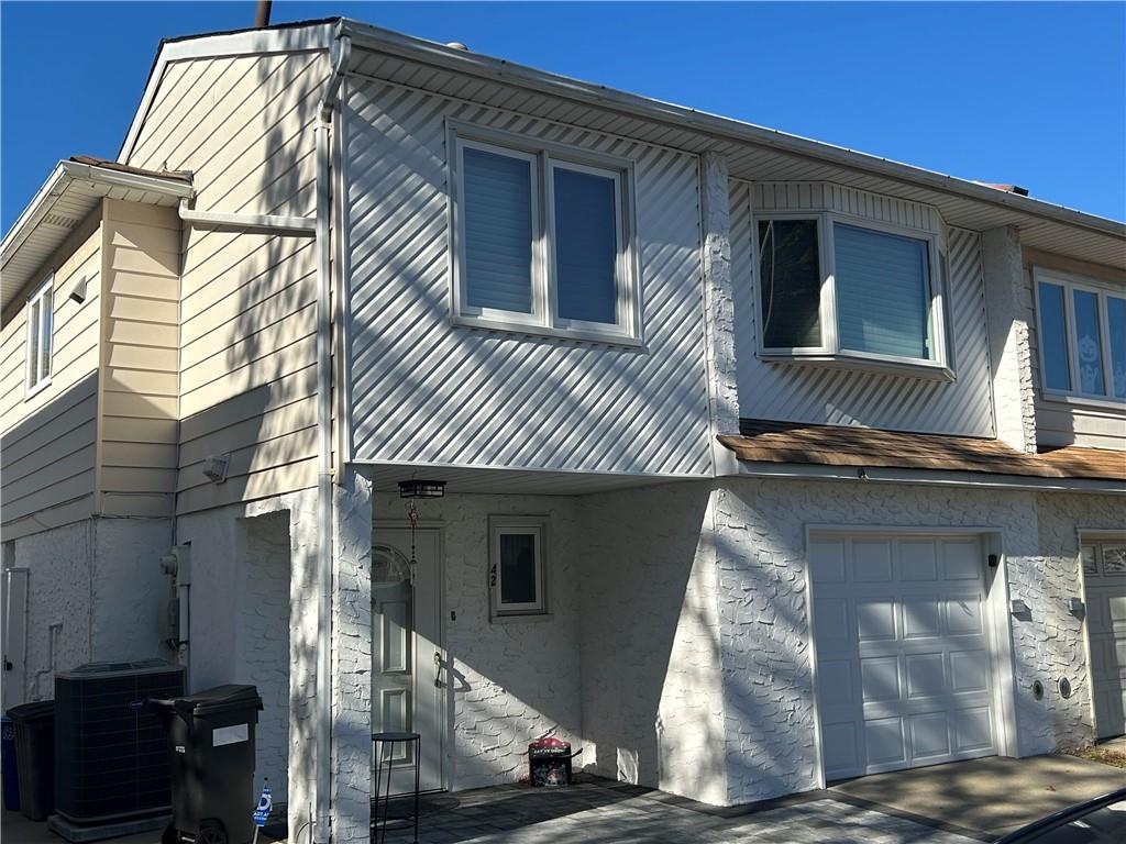 Photo of 42 Dogwood Drive, Staten Island, NY 10312 (MLS # 505631)