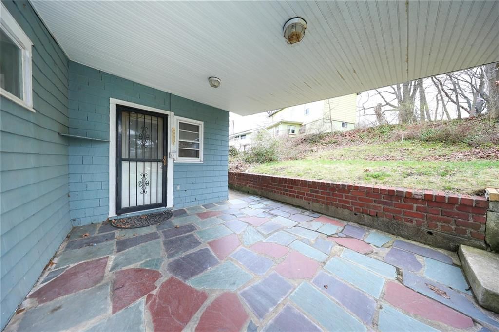 Photo of 76 Vista Avenue, Staten Island, NY 10304 (MLS # 500224)
