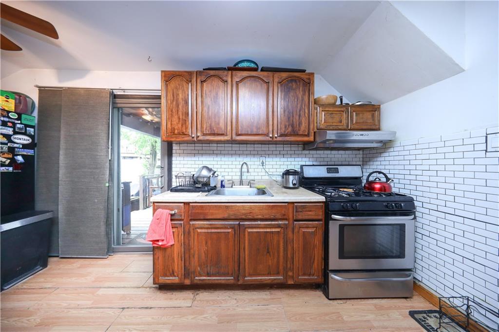 24 Keen Court, Brooklyn, New York image 16