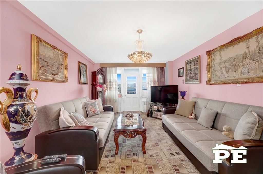 Photo of 770 Ocean Pkwy Pkwy #6J, Brooklyn, NY 11230 (MLS # 499584)