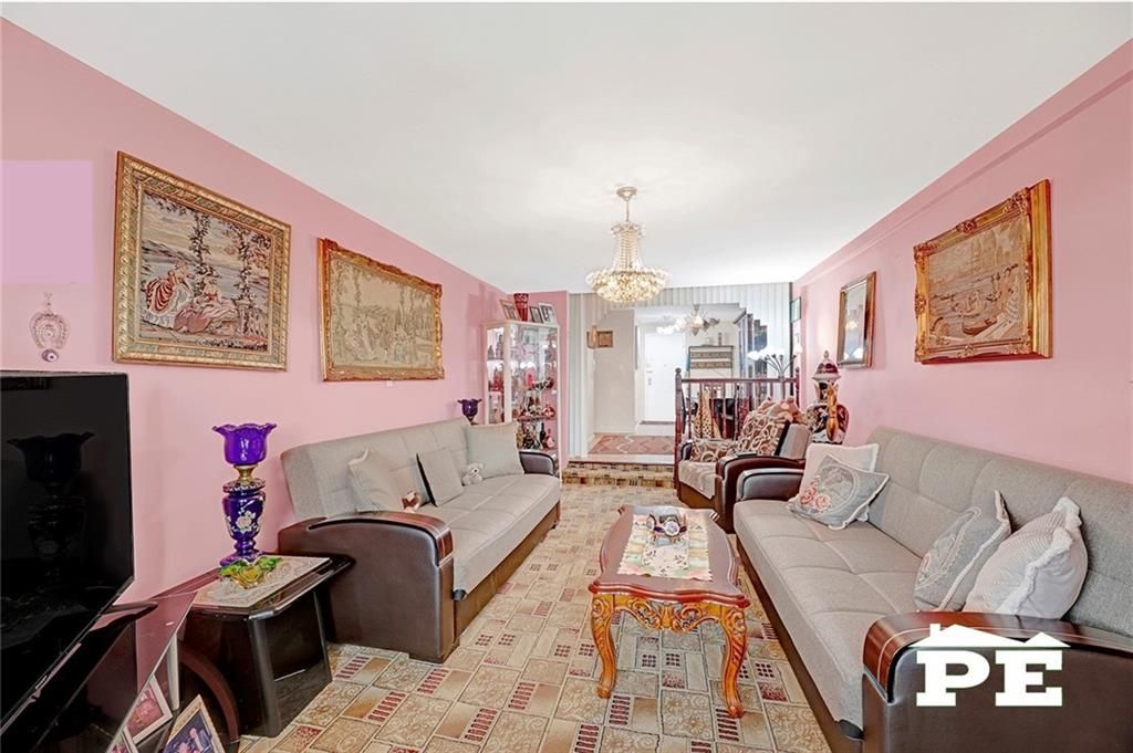 Photo of 770 Ocean Pkwy Pkwy #6J, Brooklyn, NY 11230 (MLS # 499584)