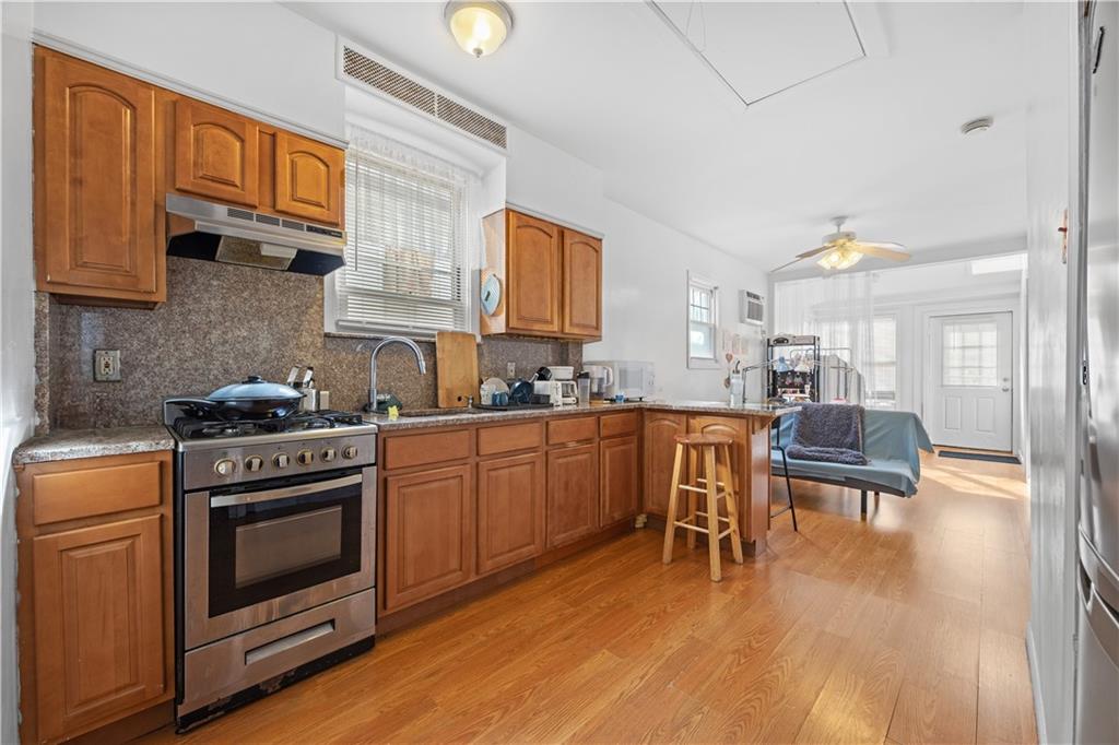 28 Bogardus Street, Brooklyn, New York image 1