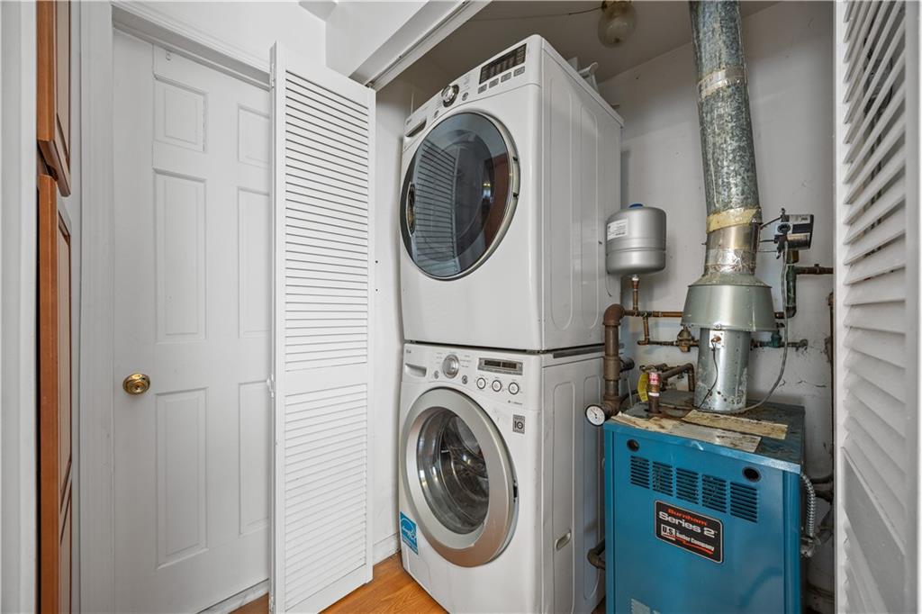 28 Bogardus Street, Brooklyn, New York image 9