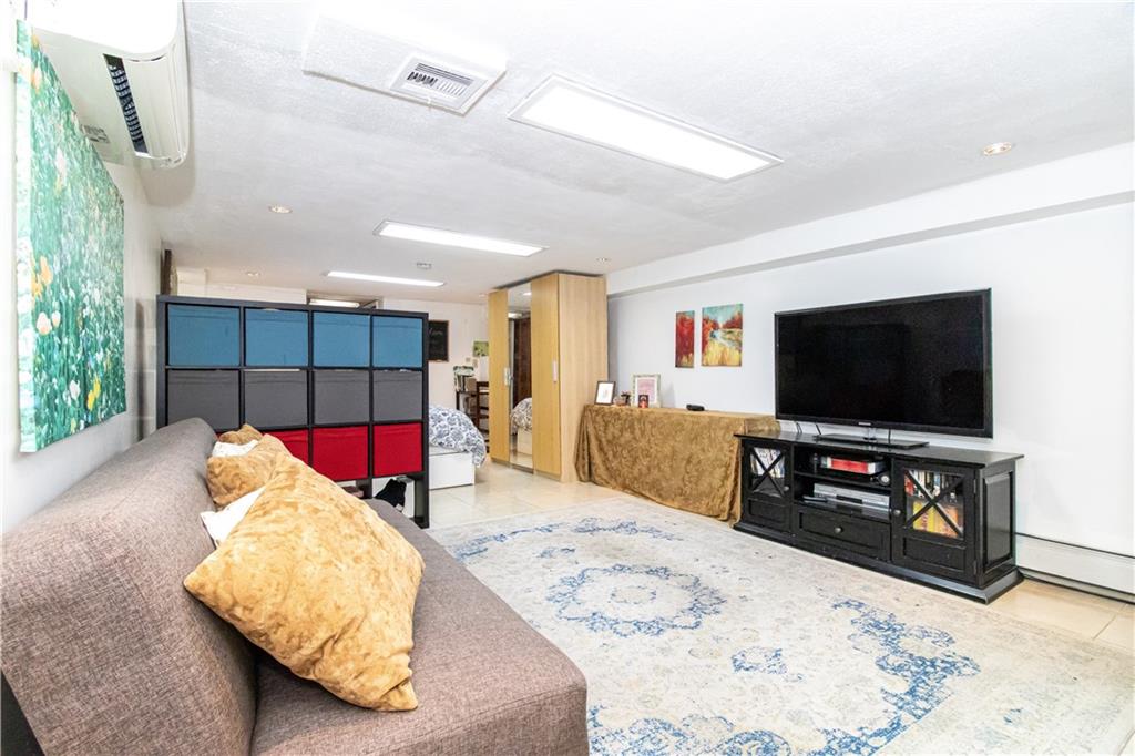 7007 Narrows Avenue, Brooklyn, New York image 21