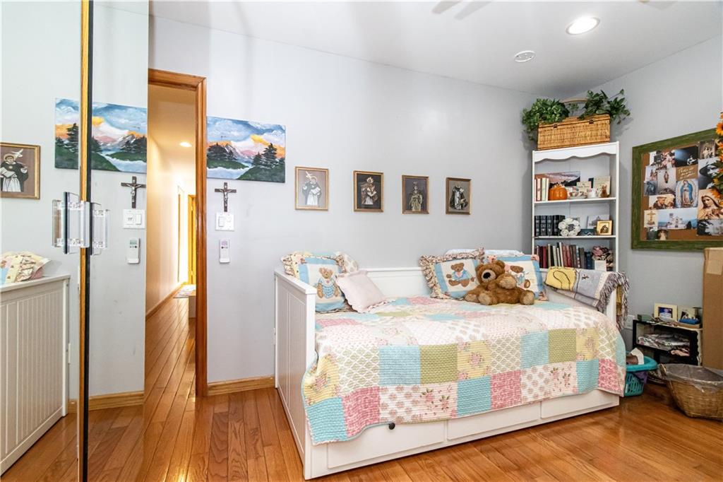 7007 Narrows Avenue, Brooklyn, New York image 16