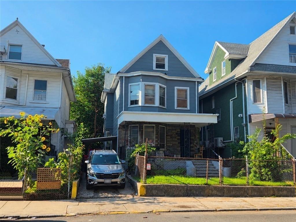 Photo of 696 Avenue C, Brooklyn, NY 11218 (MLS # 505350)