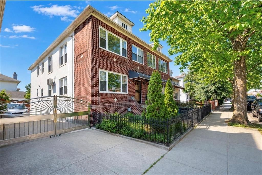 Photo of 7718 15th Avenue, Brooklyn, NY 11228 (MLS # 501580)